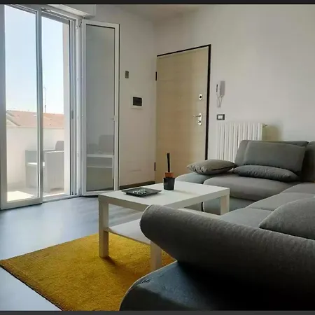 アパート Daniele's House オッキオベッロ